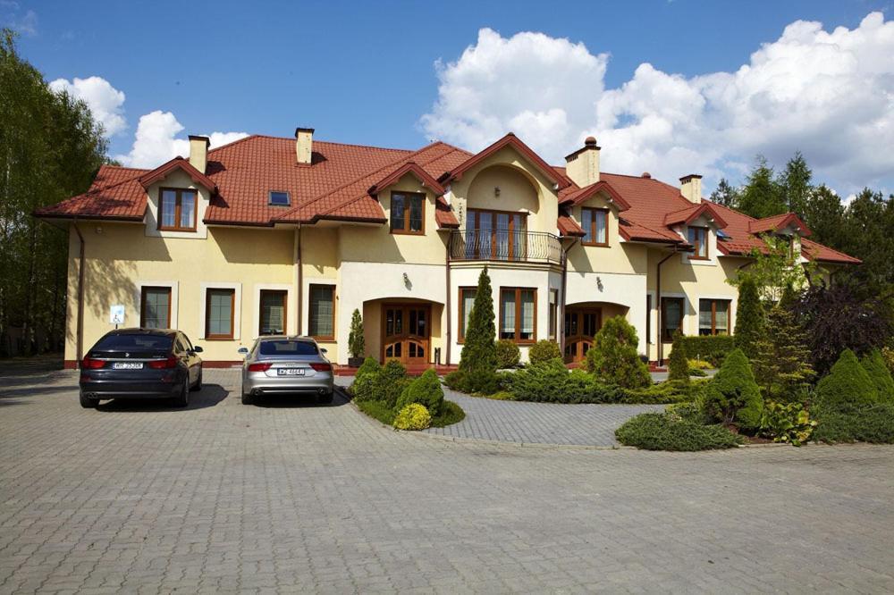 Wolanów Hotel Maxima المظهر الخارجي الصورة