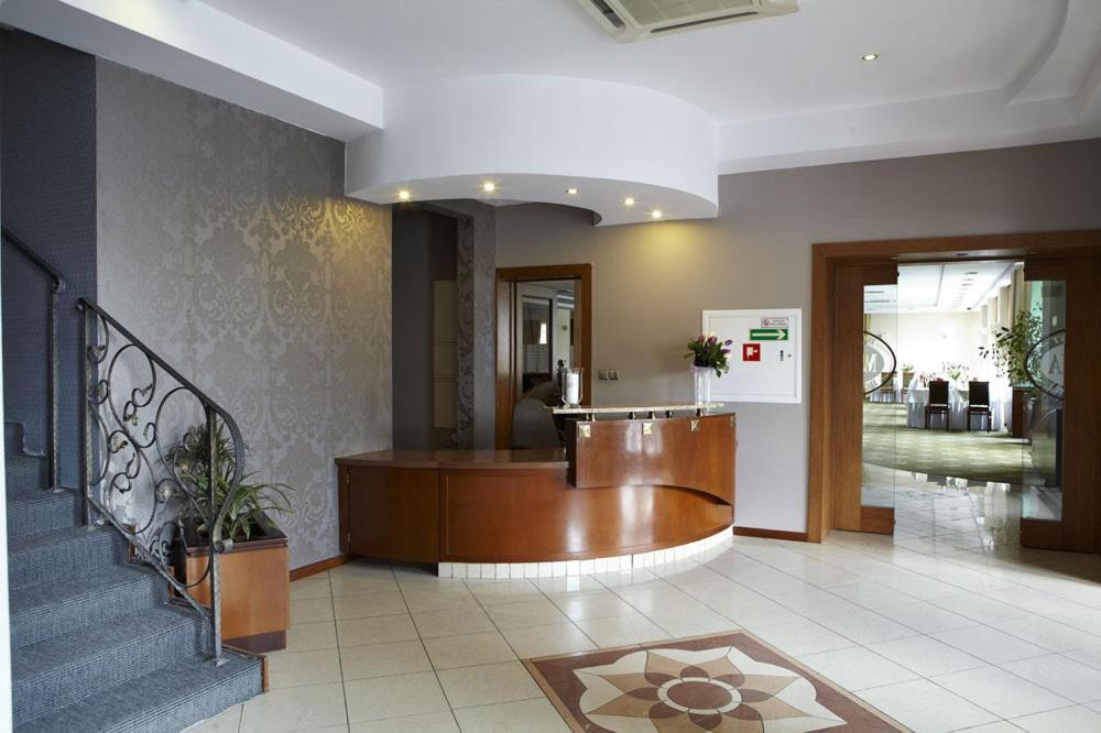 Wolanów Hotel Maxima المظهر الخارجي الصورة