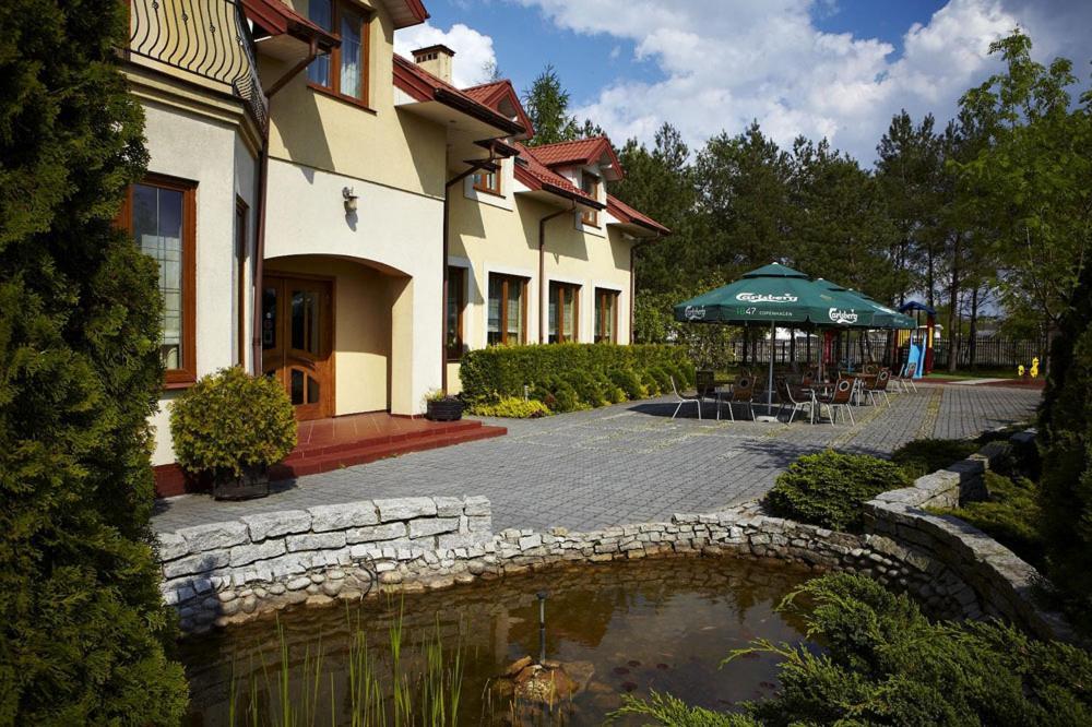 Wolanów Hotel Maxima المظهر الخارجي الصورة